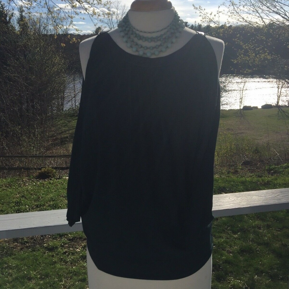 Anthropologie Bailey 44 Top Size Medium NWT $159